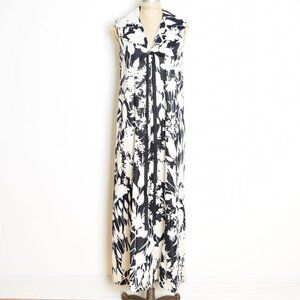 vintage 70s maxi dress black white floral print pointy collar hippie sundress M